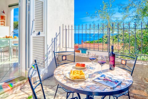 Garden, Balcony/Terrace, Sea view