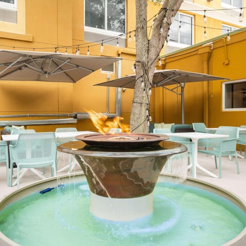 Garden, Inner courtyard view