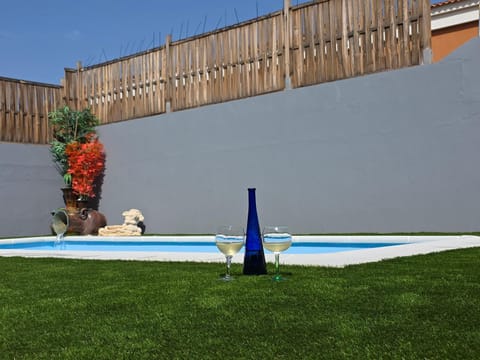 Garden, Swimming pool