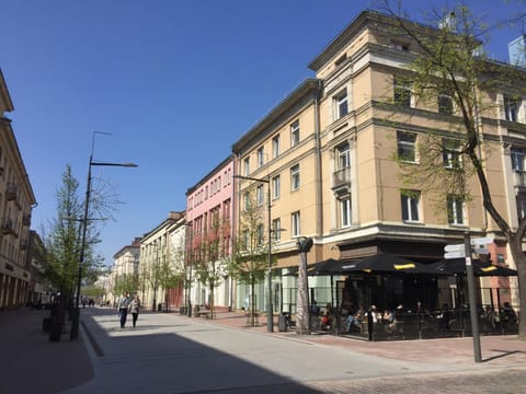 Property building, Street view