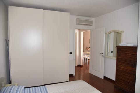 100 Viale Italia Apartment in La Spezia