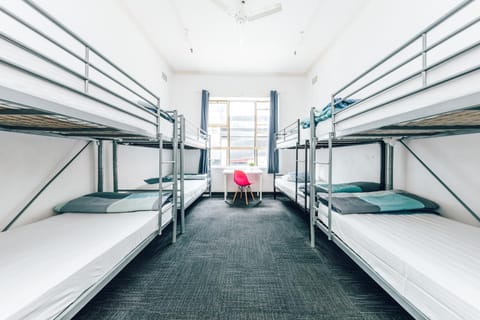 bunk bed