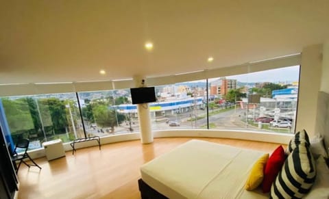 Bed, People, On site, City view, Sunset