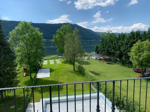 Balcony/Terrace, Lake view