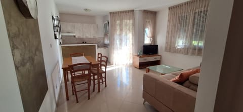 Apartments Casa Karmen Apartment in Banjole