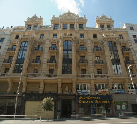 Property building, Day