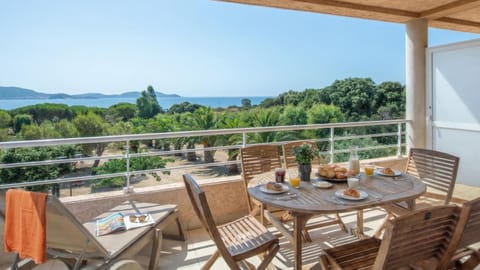 Patio, Day, Natural landscape, View (from property/room), Balcony/Terrace, Living room, Seating area, Dining area, Mountain view, Sea view