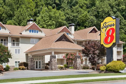 Property building, On site