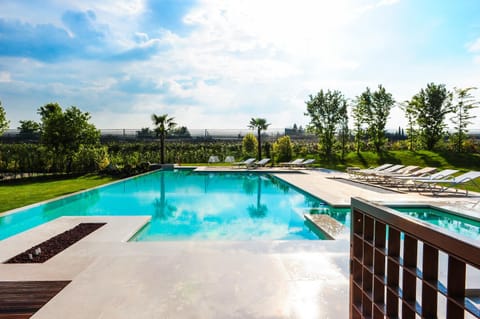 Day, Swimming pool, Swimming pool