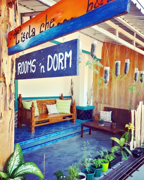 Patio, Internal: Not applicable to any particular room