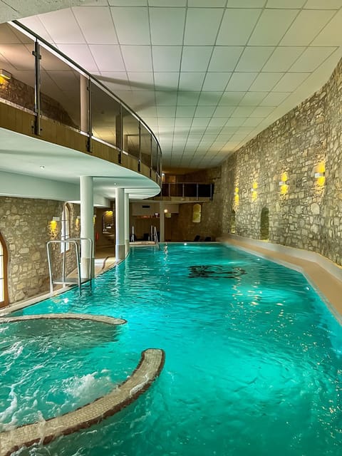 Spa and wellness centre/facilities, Pool view, Swimming pool