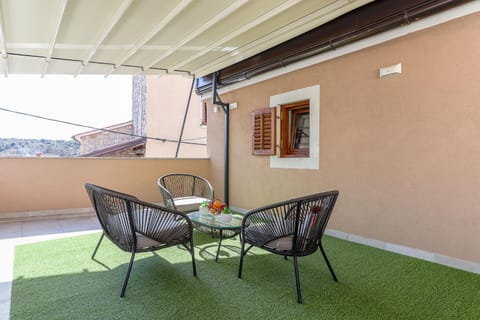 Patio, Balcony/Terrace