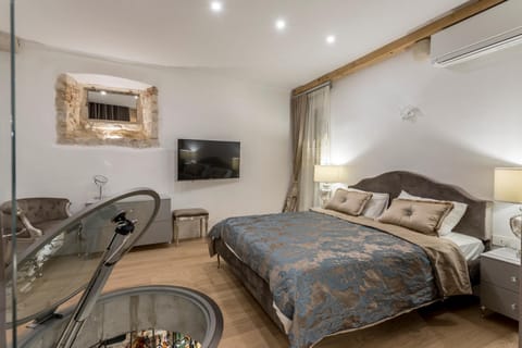 Berislavic Palace Apartment in Trogir