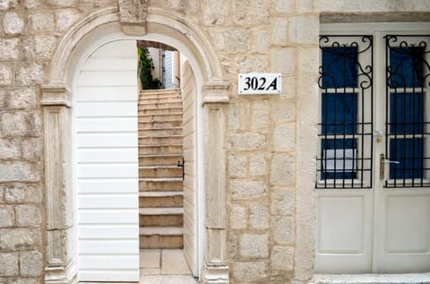 Old Town Aspida - Central & Unique Villa in Kotor