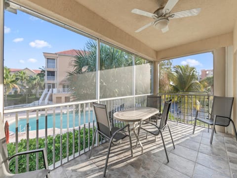 Balcony/Terrace, Seating area, Pool view, Swimming pool