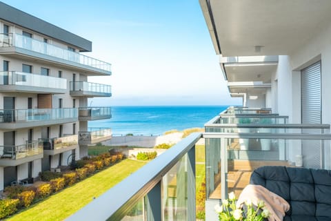 OPAL z widokiem na morze w Gardenia Sea Side Dziwnów Apartment in West Pomeranian Voivodeship, Poland