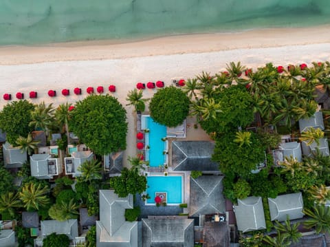 Property building, Beach, Beach, Swimming pool