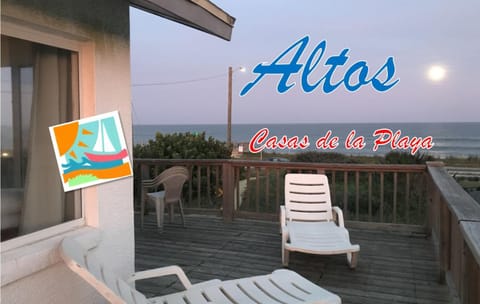 Natural landscape, Balcony/Terrace, Sea view