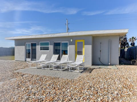 Sunshine House House in Painters Hill