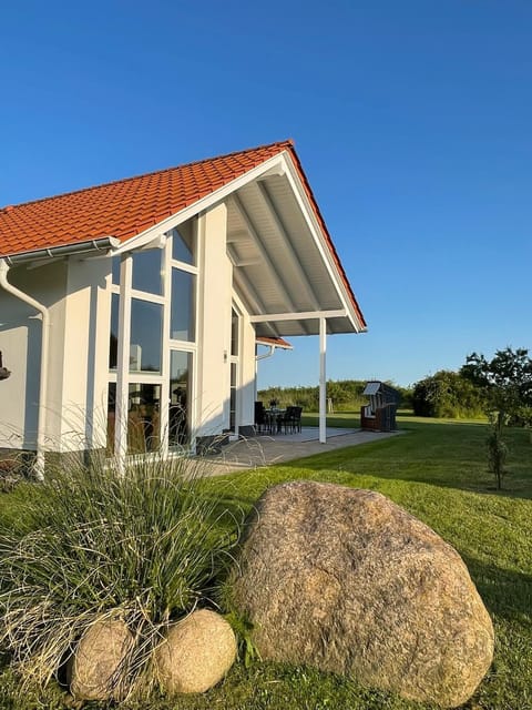 Property building, Garden, Garden view