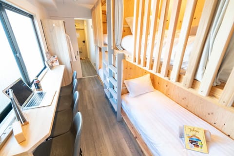 bunk bed
