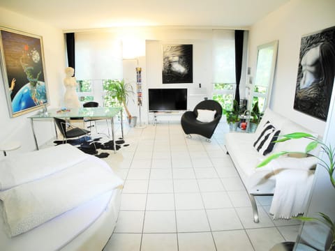 Living room, Dining area, Bedroom
