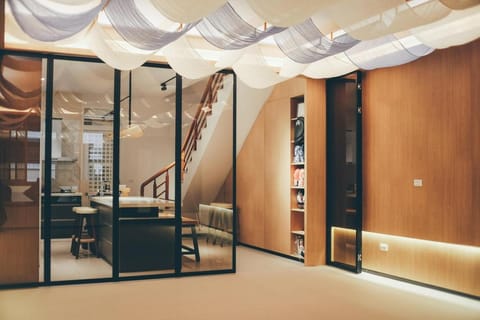 Decorative detail, Seating area, Dining area, Communal kitchen, On site, kitchen