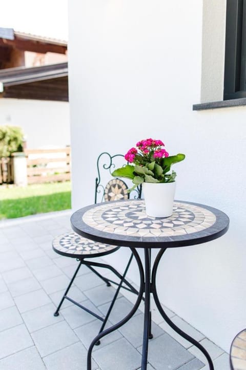 Balcony/Terrace, Garden view