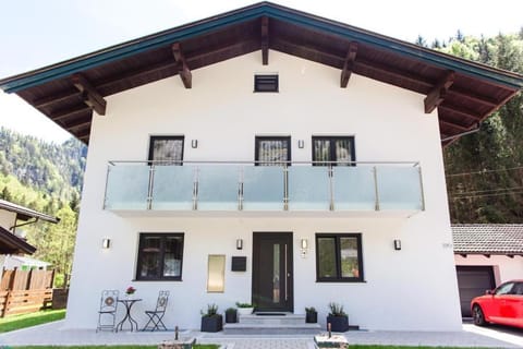 Property building, Day, Parking