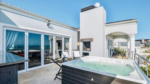 BBQ facilities, Hot Tub