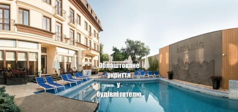 Property building, Restaurant/places to eat, Swimming pool