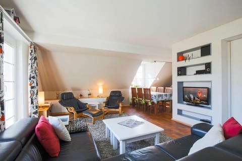 bi uns to Hus Apartment in Prerow