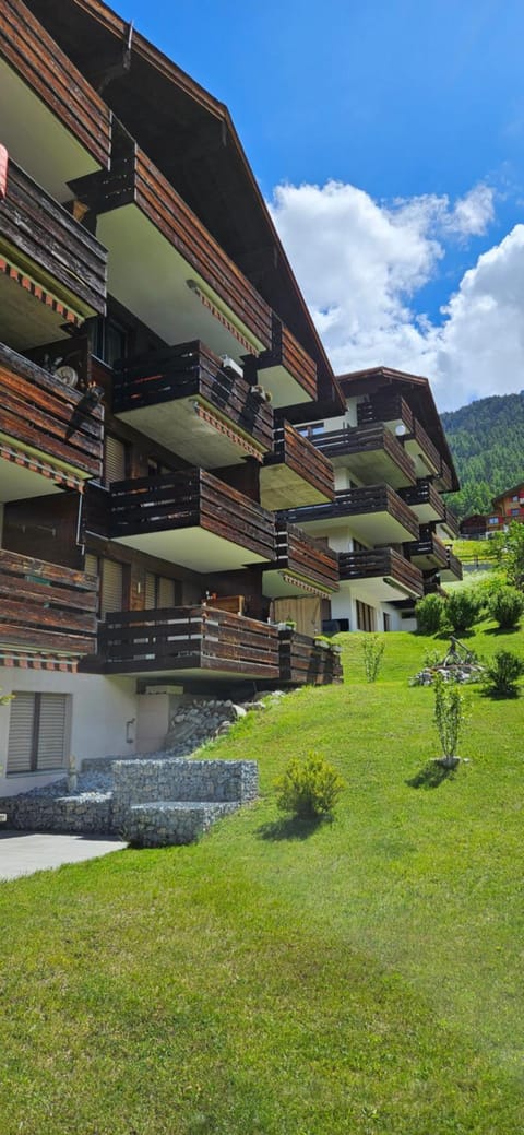 Property building, Mountain view