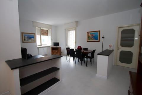 casa maya Apartment in Recco