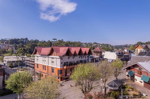 Property building, Bird's eye view, Location
