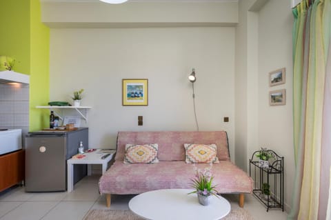 Elita beachfront Apartment in Chania