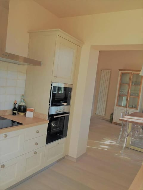 MODERN TOWNHOUSE IN TUSCANY BY THE SEA Apartment in Emilia-Romagna