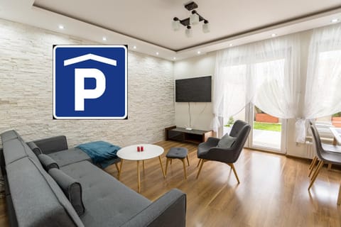 Communal lounge/ TV room, Garden, Balcony/Terrace, Balcony/Terrace