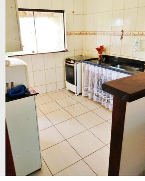 Kitchen or kitchenette, oven, pet friendly, stove