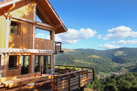 Property building, Patio, View (from property/room), Balcony/Terrace, Mountain view