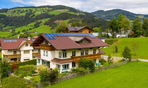 Property building, Neighbourhood, Mountain view