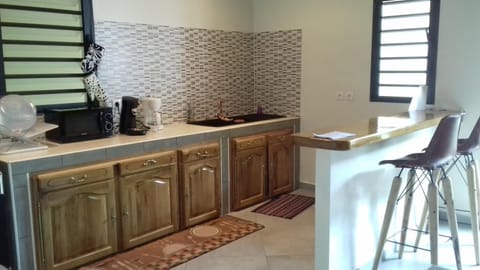 Coffee/tea facilities, Kitchen or kitchenette