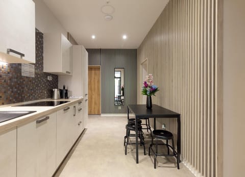 Coffee/tea facilities, Seating area, Communal kitchen