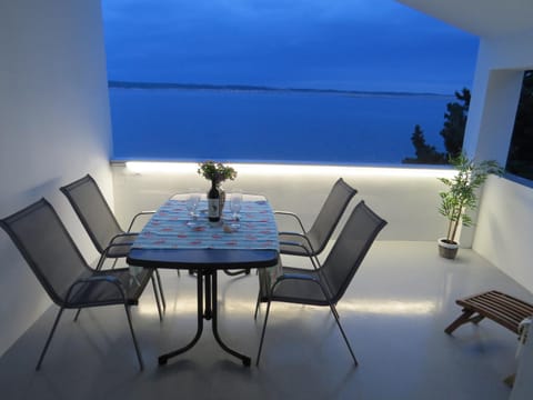 Balcony/Terrace, Sea view, Drinks