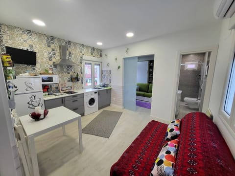 Kitchen or kitchenette, Living room, Dining area