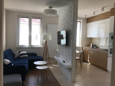 Kitchen or kitchenette, Living room, Seating area