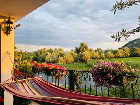 Lake View Apartment Dodosi Apartment in Podgorica Municipality, Montenegro