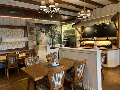 Restaurant/places to eat, Breakfast