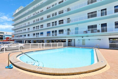 2 Bed 2 Bath Apartment in Tampa Bay House in Sunset Beach