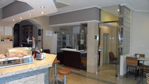 Lounge or bar